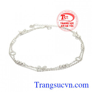 Lắc chân vàng trắng dễ thương được nhập khẩu từ Hàn Quốc.