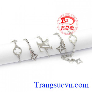 Lắc chân đẹp thích hợp dành tặng cho người thân và bạn bè. Lắc chân vàng trắng đẹp