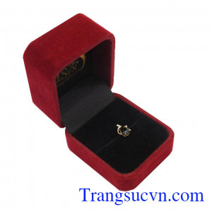 Mặt dây chuyền Sapphire bọc vàng quý phái tinh tế