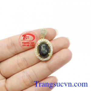 Mặt dây saphir sao quý phái được bảo hành uy tín, giao hàng toàn quốc.