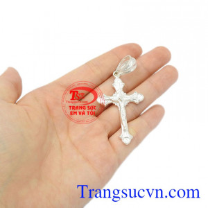 Mặt dây thánh giá bạc tinh tế 