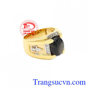 Nhẫn nam vàng Sapphire sao nổi bật.