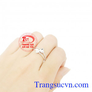 Nhẫn nữ trái tim đẹp