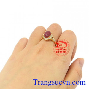 Nhẫn nữ vàng Ruby thiên nhiên