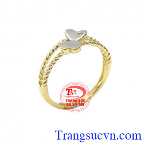 Nhẫn nữ trái tim xinh xắn là sản phẩm nhẫn nữ vàng 10k