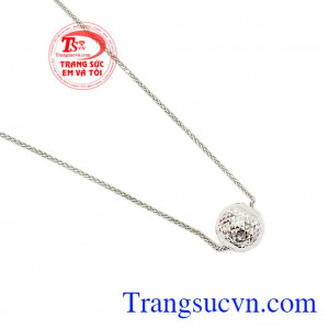 Sản phẩm dễ dàng kết hợp với nhiều loại trang phục,Bộ dây charm bi phay