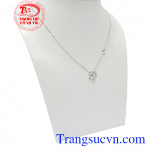 Bộ dây uyên ương vàng trắng của Hàn Quốc là xu hướng trang sức mới