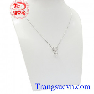 Bộ dây vàng trắng tinh tế thời trang giúp bạn trẻ tự tin thể hiện bản thân