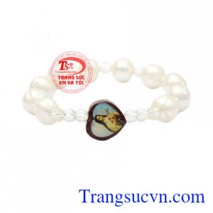 Chuỗi mân côi ngọc trai đẹp mang lại điềm an lành, bình an cho người đeo.