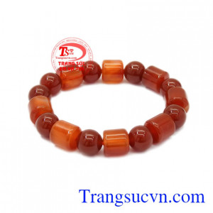 Chuỗi tay mã não chất lượng được chế tác từ đá mã não thiên nhiên, sự kết hợp giữa hạt hình trụ và hạt tròn mã não.