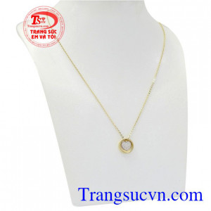 Dây chuyền nữ trái tim nhỏ sẽ là sự lựa chọn của mọi cô gái.