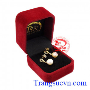 Trang sức Em và Tôi nhận thiết kế các sản phẩm trang sức 3D theo yêu cầu của từng khách hàng,Hoa tai nữ ngọc trai dịu dàng