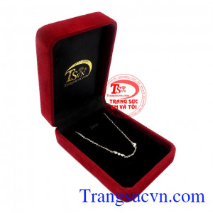 Trang sức Em và Tôi nhận đặt thiết kế 3D các sản phẩm trang sức theo yêu cầu của từng khách hàng,Lắc tay nữ vàng trái tim