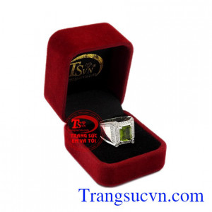 Nhẫn nam bạc Peridot đẹp