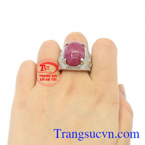 Nhẫn nam bạc Ruby thương hiệu Em và Tôi uy tín, đảm bảo chất lượng.