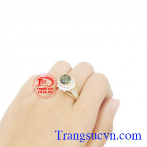 Nhẫn Nữ Sapphire thiên nhiên