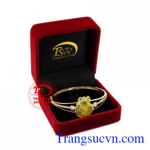Vòng tay vàng hồ ly thạch anh tóc
