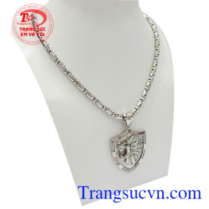 Bộ dây chuyền nam phong độ là sản phẩm rất được ưa chuộng hiện nay