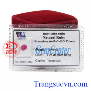 Đá Ruby ép vỉ chất lượng mang lại nhiều may mắn về phong thủy và và sức khỏe cho người sở hữu viên đá này.