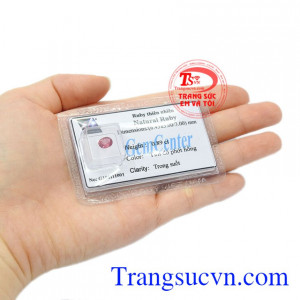 Đá Ruby ép vỉ màu sắc đẹp phù hợp với những người mệnh Hỏa và mệnh Thổ.