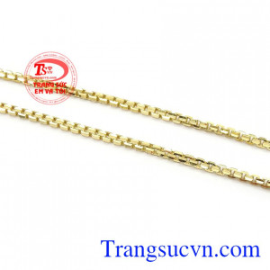 Dây chuyền nữ vàng tây sang trọng là món quà tặng tuyệt vời cho người thân và bạn bè