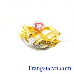 Hoa tai rẻ đẹp được nhiều khách hàng ưa chuộng và yêu thích. Hoa tai rẻ đẹp giao hàng trên toàn quốc, bảo hành uy tín.