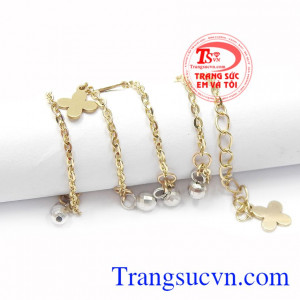 Lắc chân vàng dễ thương là sản phẩm được nhập khẩu hoàn toàn từ Hàn Quốc. 