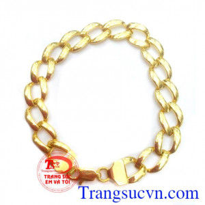 Lắc tay nam vàng đẹp,Dành cho nam đeo và cổ tay sang trọng và đẳng cấp, sản phẩm lắc vàng tây chất lượng đảm bảo Uy tín được giao toàn quốc, với thiết kế riêng bạn có thể đeo được hai mặt của chiếc lắc như bạn sở hữu hai chiếc lắc trong một.