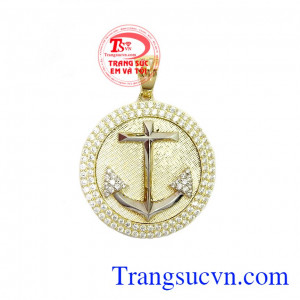 Mặt dây chuyền vàng đẳng cấp là sản phẩm được thiết kế 3D tỉ mỉ tới từng chi tiết