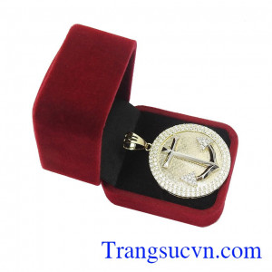 Mặt dây chuyền nam hàng hiệu chất lượng đảm bảo uy tín