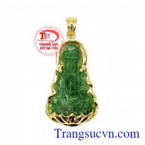 Mặt dây quan âm Jadeite đẹp là sản phẩm được chế tác từ đá Jadeite thiên nhiên bọc vàng 10k,Mặt dây quan âm Jadeite đẹp
