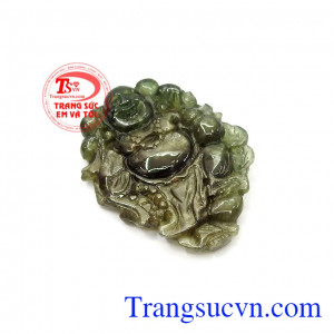 Hình ảnh tượng Di Lặc không còn xa lạ, nhưng vẫn có nhiều người thường hay nhầm lẫn Phật Di Lặc với Thần Tài,Mặt phật Di Lặc Sapphire ấm no