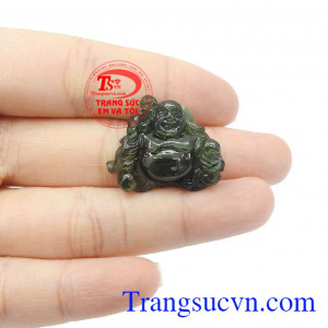 Nguồn gốc hình tượng Phật di lặc vác cành đào là trong truyện Tây du kí khi tới dự tiệc bàn đào của Vương mẫu nương nương,Mặt phật Di Lặc Sapphire trường thọ