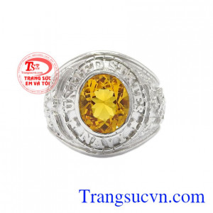 Nhẫn bạc thạch anh vàng đẹp thiên nhiên phù hợp với những người mệnh Thổ và Kim.
