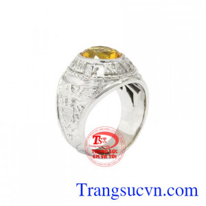 Nhẫn bạc thạch anh vàng đẹp tinh tế mang lại vẻ mạnh mẽ cho phái mạnh, đeo hợp thời trang.
