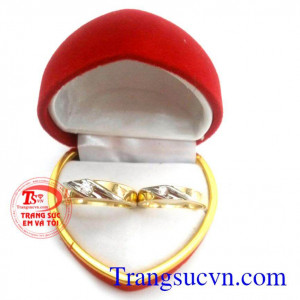 Nhẫn cưới hạnh phúc