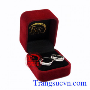 Nhẫn cưới vàng trắng trơn