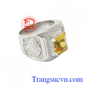 Nhẫn nam bạc thạch anh vàng đẹp sẽ là món quà hoàn hảo dành tặng cho người thân vào dịp đặc biệt.