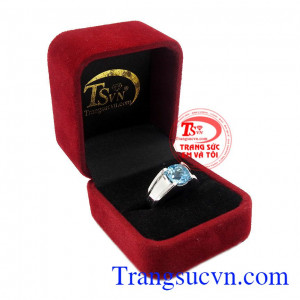 Sản phẩm thích hợp làm quà tặng cho người thân hoặc bạn bè,Nhẫn nam bạc Topaz mạnh mẽ