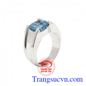Nhẫn nam bạc Topaz mạnh mẽ với thiết kế mạnh mẽ, nam tính được chế tác từ đá Topaz thiên nhiên chất lượng cao kết hợp bạc 92.5,Nhẫn nam bạc Topaz mạnh mẽ