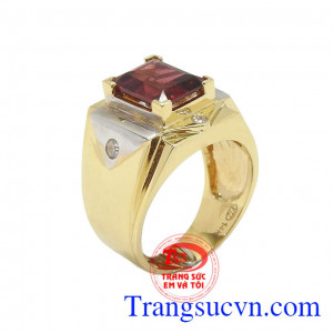 Nhẫn nam Garnet mạnh mẽ là sản phẩm được chế tác tỉ mỉ và tinh tế đến từng chi tiết,Nhẫn nam Garnet mạnh mẽ