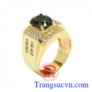 Nhẫn nam Sapphire thịnh vượng được chế tác tỉ mỉ từ vàng 14k và đá Sapphire thiên nhiên chất lượng cao,Nhẫn nam Sapphire thịnh vượng