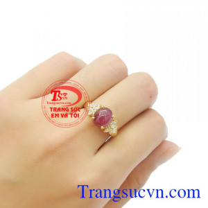 Sản phẩm thích hợp với nhiều độ tuổi, có thể làm quà tặng cho người thân và bạn bè. Nhẫn nữ ruby sao tỏa sáng