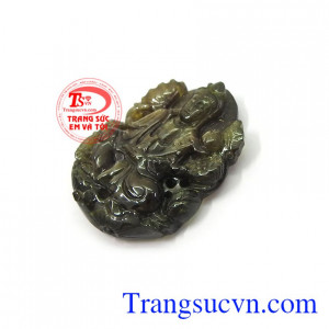 Phật Bà Quan Âm thánh thiện là lá bùa hộ mệnh cho mỗi người, luôn mang lại bình an, tài lộc và may mắn