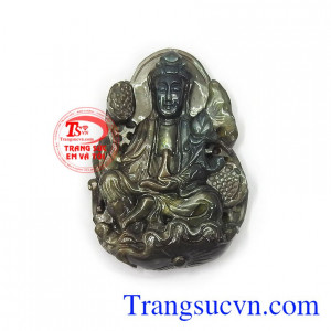 Phật Quan Âm Sapphire bình an chạm khắc tinh xảo, sắc nét, chất lượng đá cao cấp