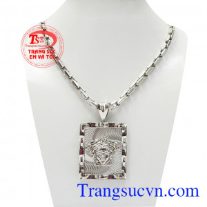 Bộ dây chuyền nam vàng trắng là sự kết hợp giữa dây chuyền nam Italy và mặt dây Hàn Quốc đều từ vàng 10k bền màu, chất lượng,Bộ dây chuyền nam vàng trắng v