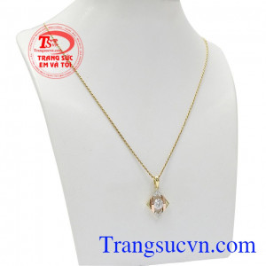 Bộ dây nữ vàng cá tính là dòng sản phẩm được rất nhiều phái đẹp ưa chuộng,Bộ dây nữ vàng cá tính