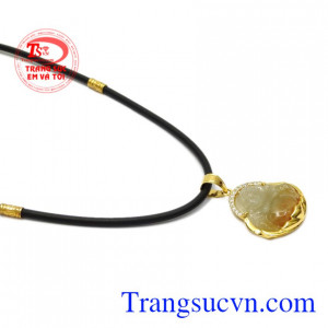 Bộ mặt dây phật Di Lặc đẹp mang lại may mắn về sức khỏe và phong thủy cho nam giới.