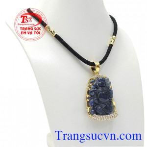 Bộ trang sức phật di lặc sapphire vạn phúc mang đến sự bình an, may mắn và thành công cho người dùng.