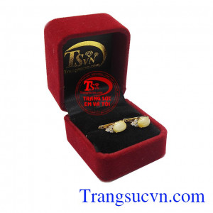 Hoa tai saphir vàng may mắn